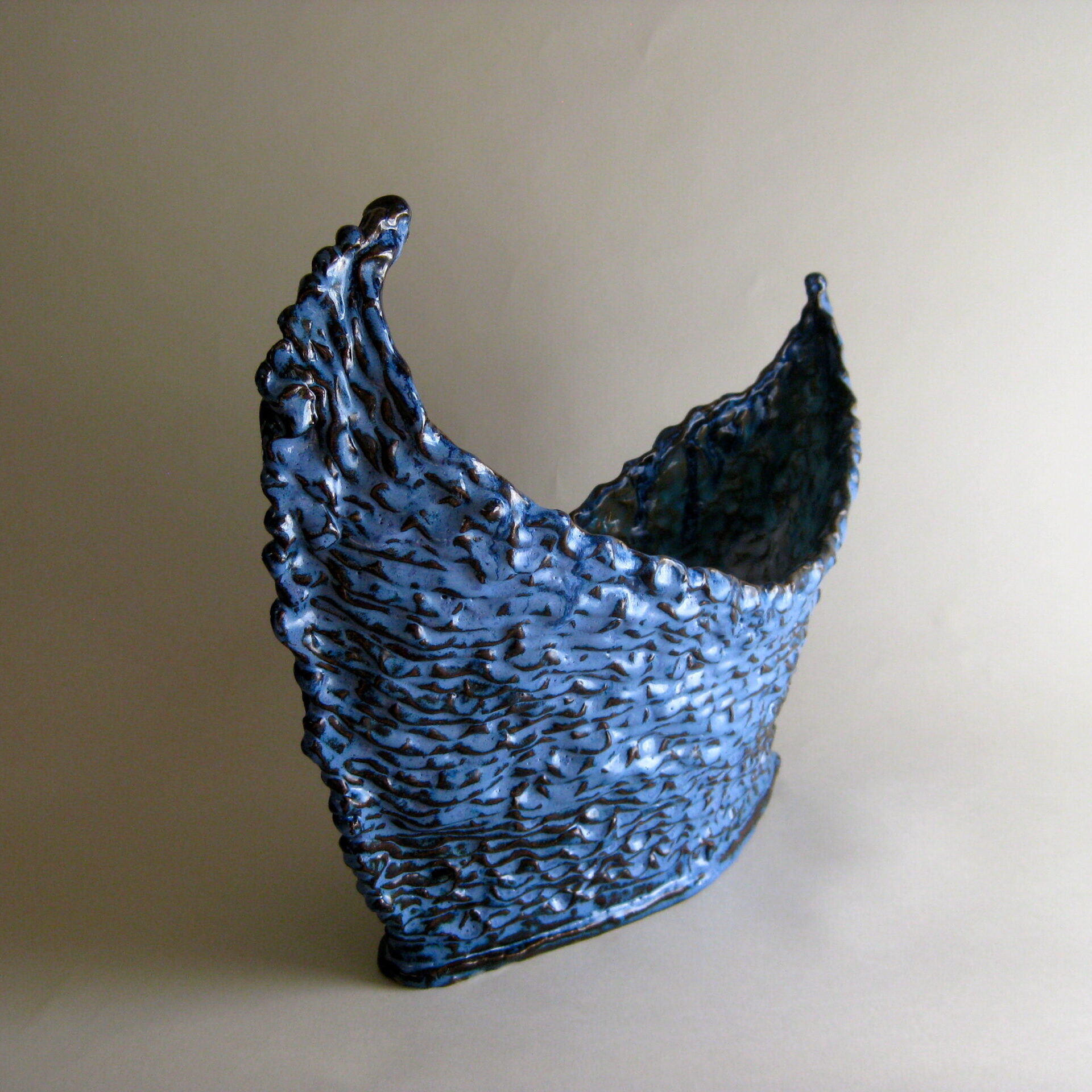 big wave hand pottery